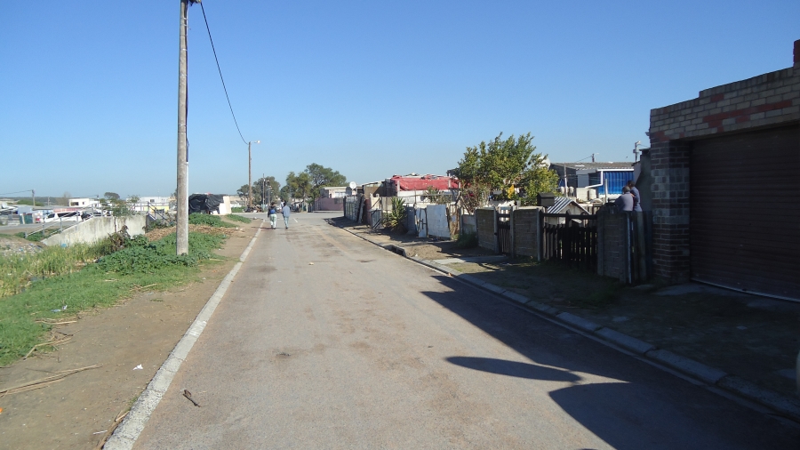 2 Bedroom Property for Sale in Chris Hani Park Western Cape